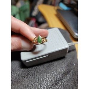 18K Gold Filled HGE AVON Heart Ring Green Center Stone Two Clear Stones Sz 8